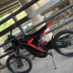 79 Falcon Pro Electric Includes Car Ramp and Straps