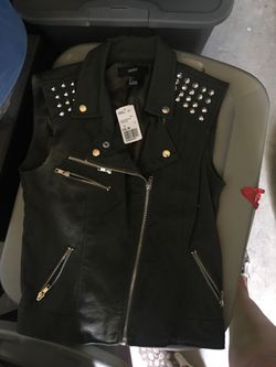 Nice Vest Sz: Small $14