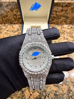 Silver Iced Out Moissanite Men’s Luxury Watch 41mm