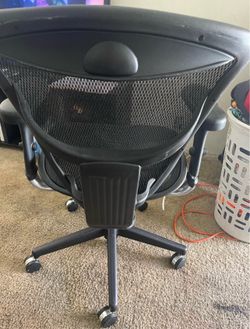 Officer chair