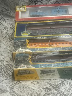 Vintage HO Line Scale RAILROAD   Model Trains 4  Original Boxes
