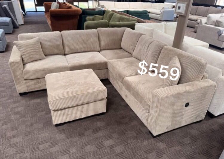 Beautiful! 4-pc Sectional Sofa With Ottoman Camel Corduroy