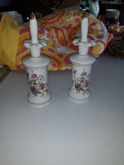 Perfume bottles with lid