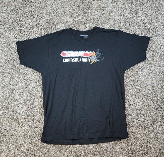 Mens Graphic T-shirt. Chainsaw Man Size XL