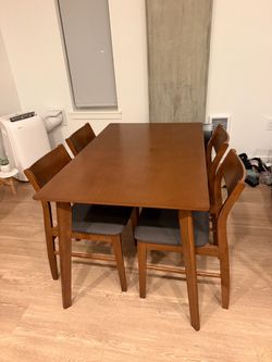 Dining table with chairs