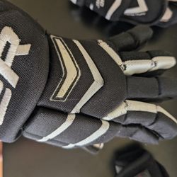 Hockey Gloves Bauer Size 11"