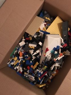 Box of random legos hot sale
