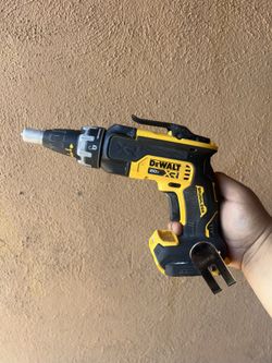DEWALT XR 20V MAX Lithium-Ion Cordless Brushless Screw Gun (Tool Only)