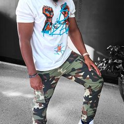 B Free Premium M Tshirt