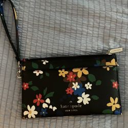 Kate Spade Mini Purse/wallet