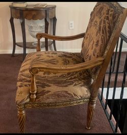 Vintage Arm Chair