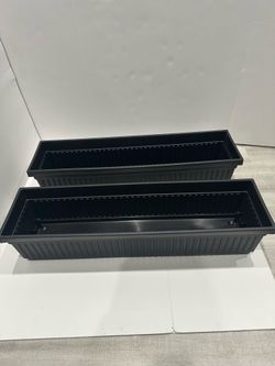 Long Planter Boxes w/Drain Plug/ 30" Black New