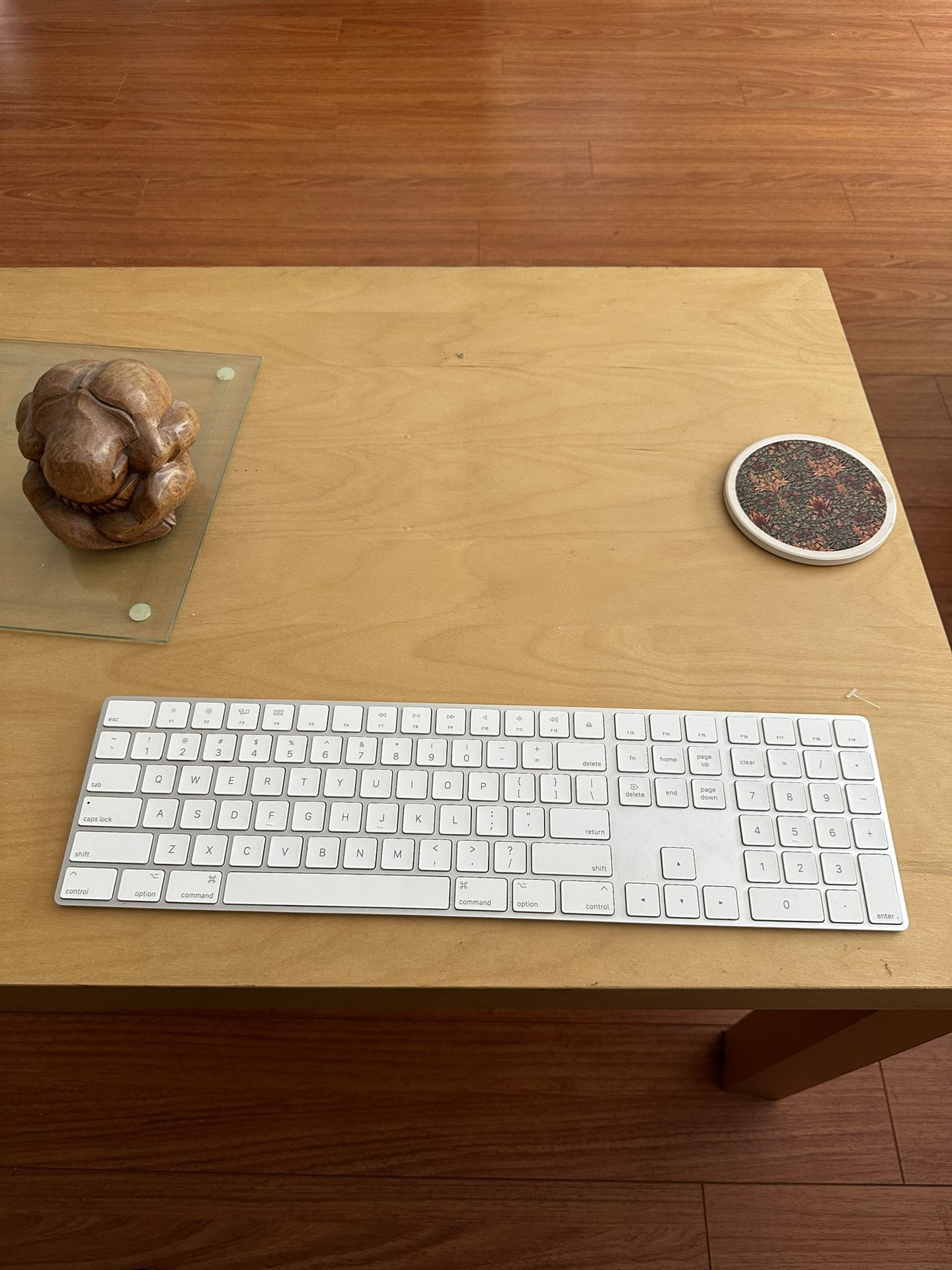 Apple Magic Keyboard - Wireless