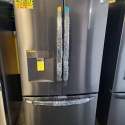 New LG French Door Refrigerator 29 Cubic Feet 