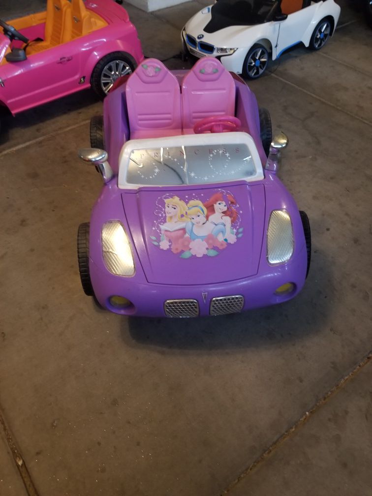 Motortrendz Disney Princess Solstice Ride On