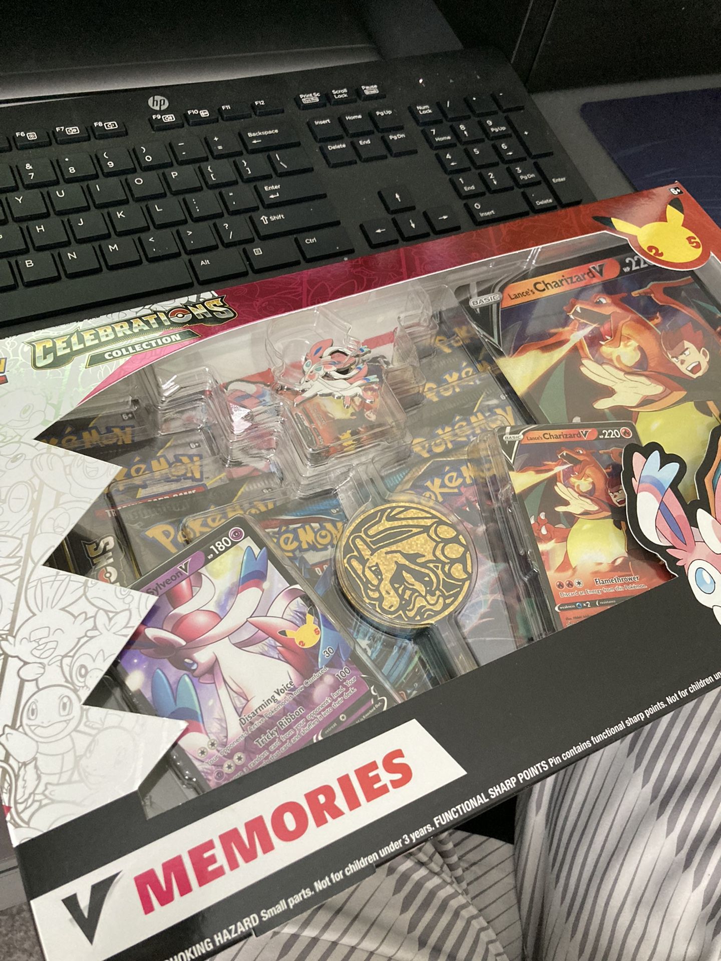 Pokémon Celebrations V Memories Special Collection Box