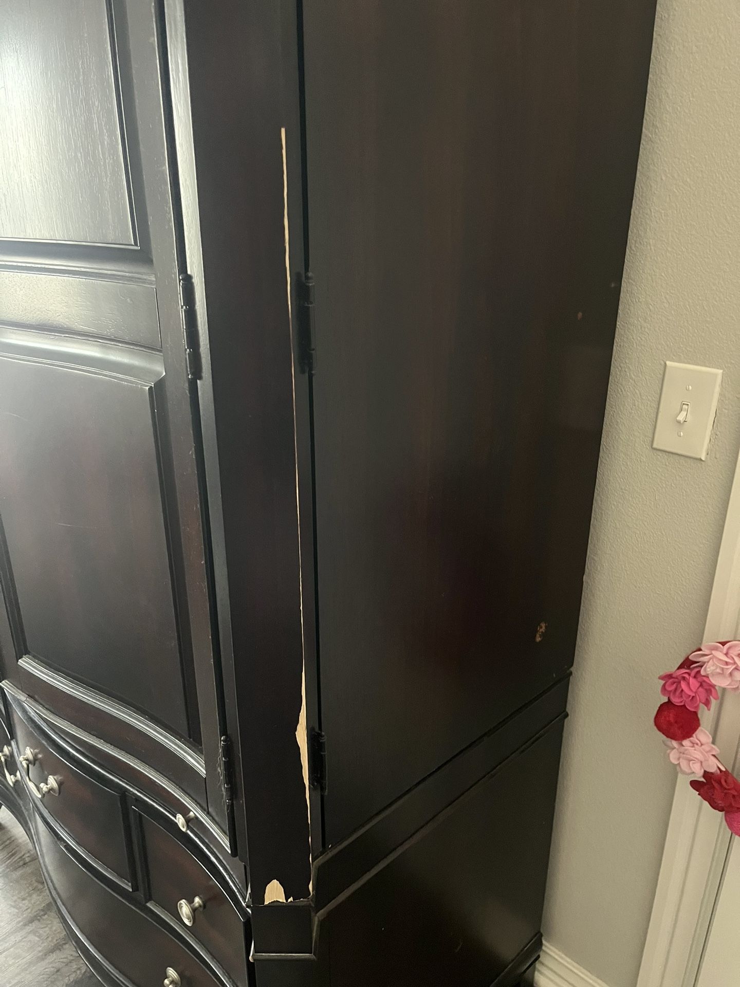 Armoire Need Gone ASAP