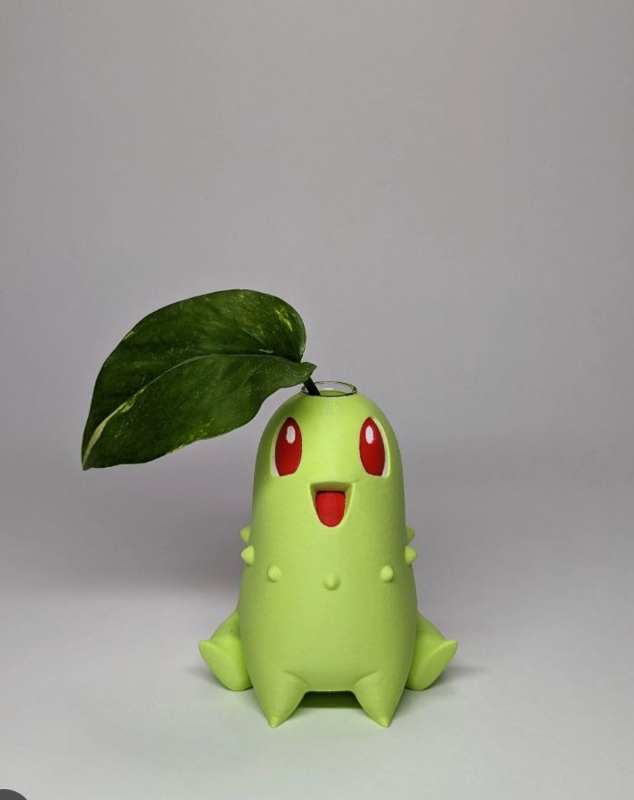 Pokemon Chikorita Vase