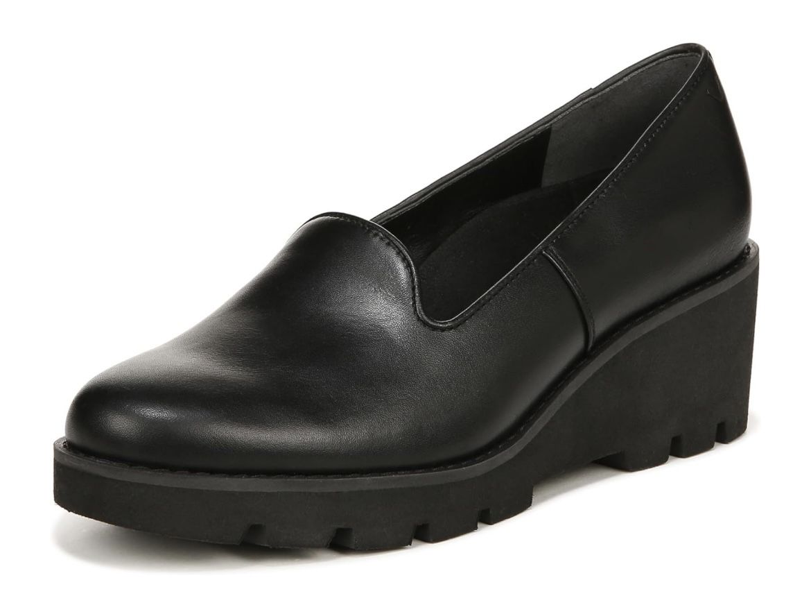 Vionic loafers