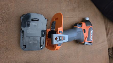 RIDGID 18V Cordless 1/4" Impact Driver + 2.0Ah Battery