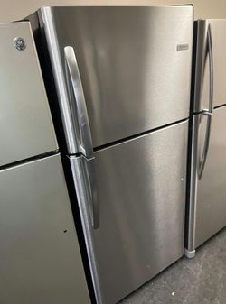 Deal: Frigidaire Stainless Top Mount Refrigerator – delivery available