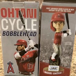 Ohtani Bobblehead / Cycle