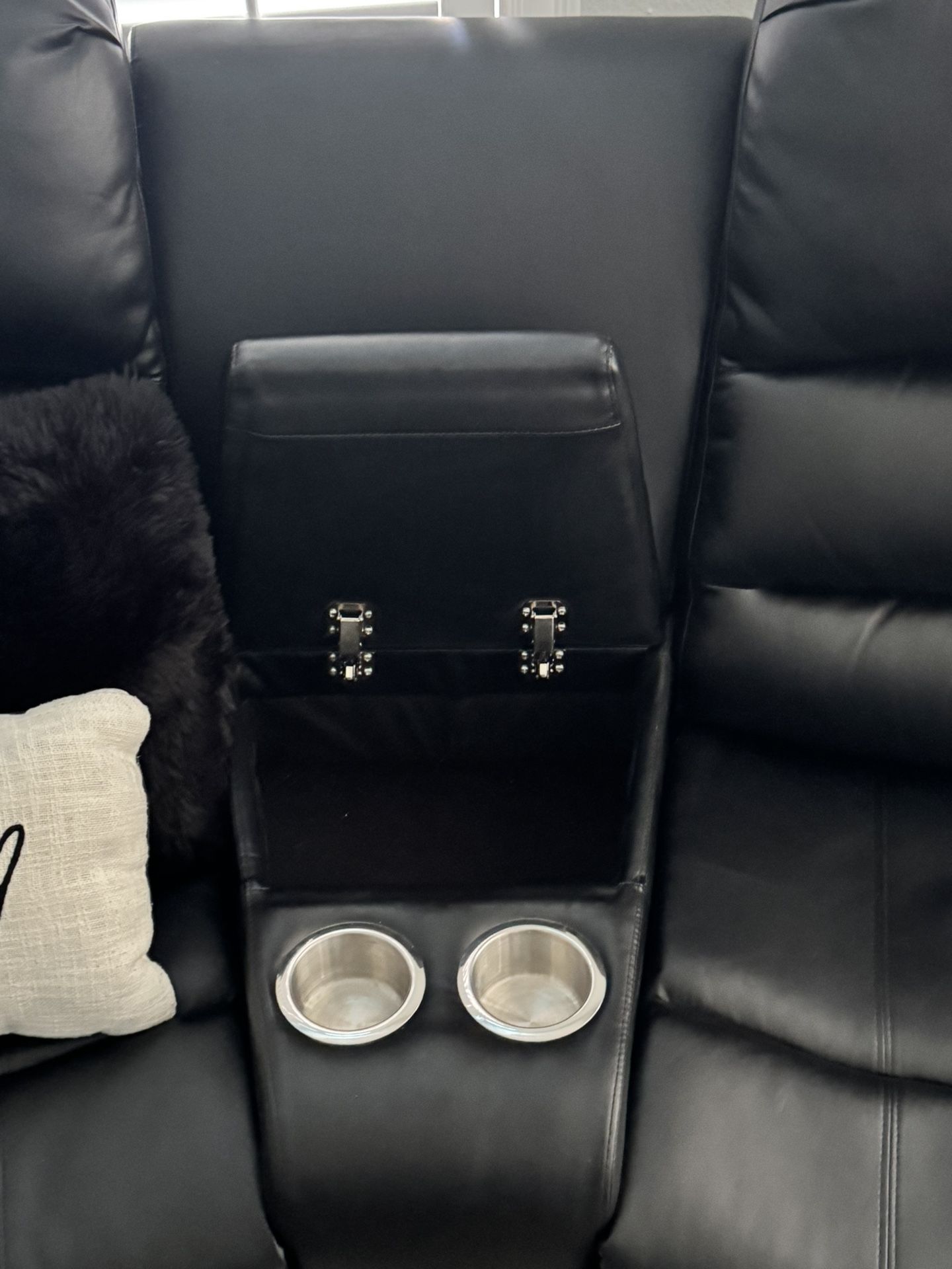 Reclinable Couch/ Reclinable Sofa