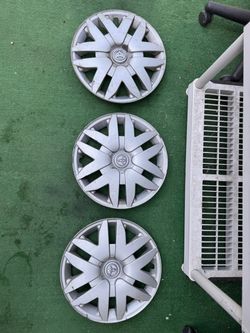 16" Hubcap Silver Fits 2004 - 2010 TOYOTA SIENNA WHEEL RIM COVER