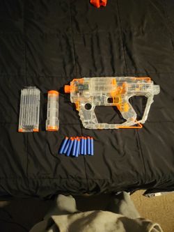 Nerf Evader with 12 round mag and barrel attachment