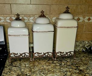Belaverra Kitchenware Set