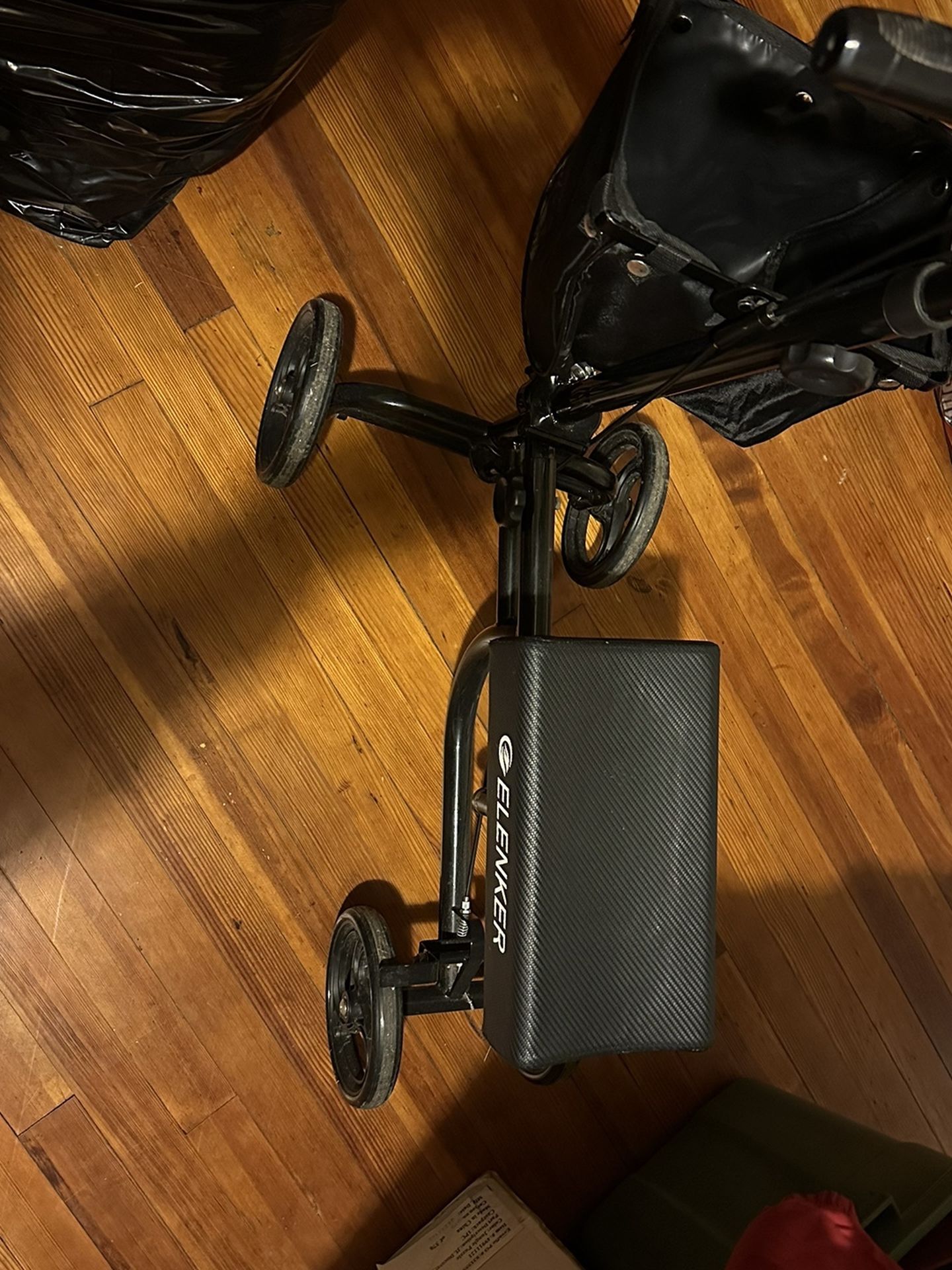 Knee Scooter