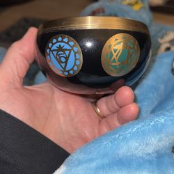 Small Chakra Singing Bowl