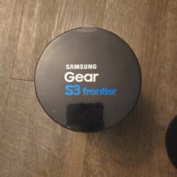 Samsung Gear S3 Frontier.