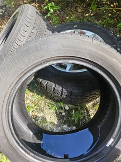 2 good continental tires 215/55 R17