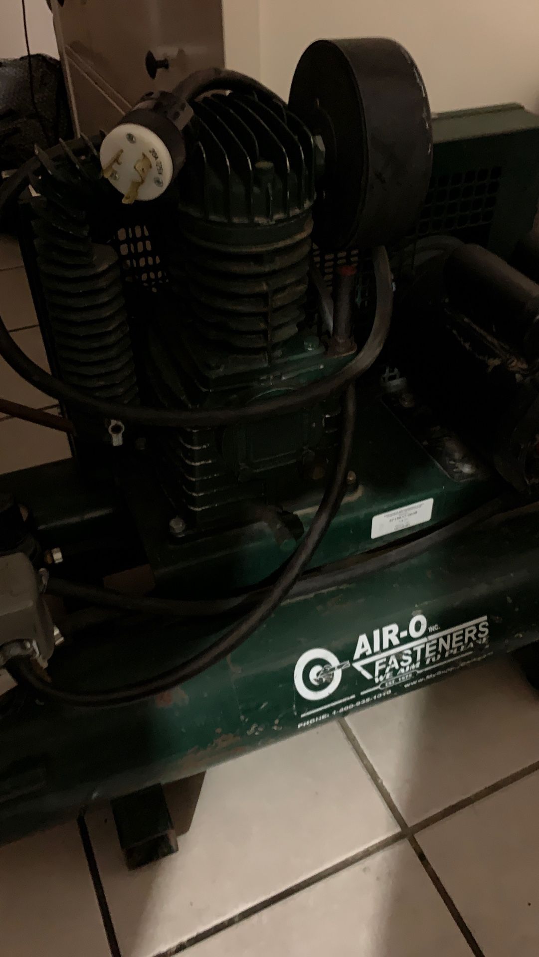 Air compressor electric muy buenas condiciones!!