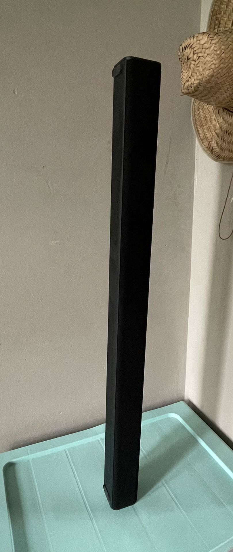 onn. 2.0 Soundbar, 32" w/ HDMI