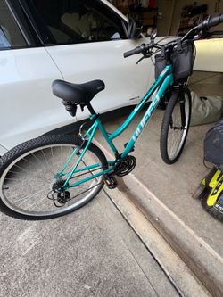Huffy Rock Creek Comfort Hybrid Bike