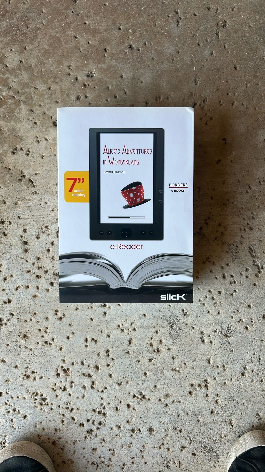 Slick e-reader