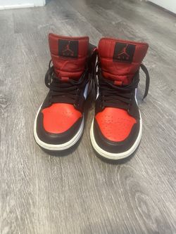 Air Jordan 1 Mid