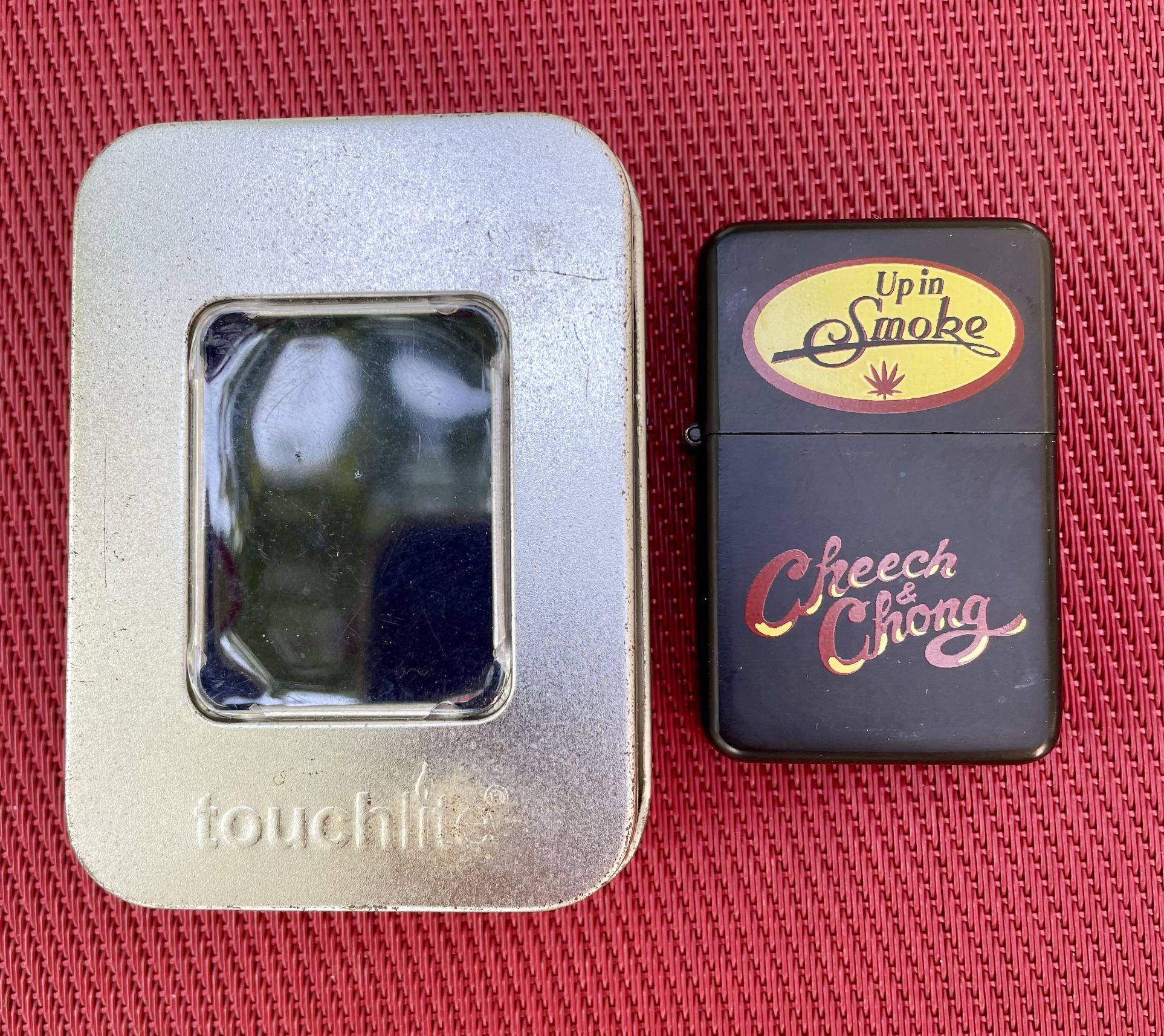 Rare vintage Cheech and Chong lighter in original box. Never been used.