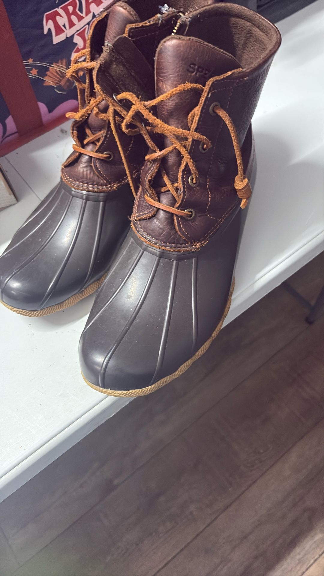 Women's Sperry Size 11 Leather Rain boots