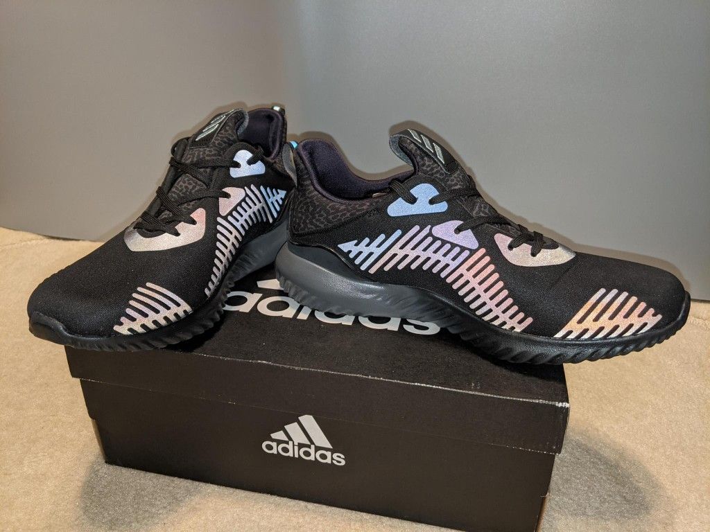 Mens Adidas Alphabounce Xeno - Size 7.5 US