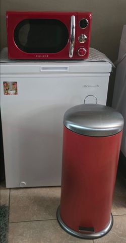 microwave and trash can USED