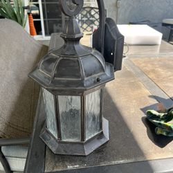 Outdoor light fixture