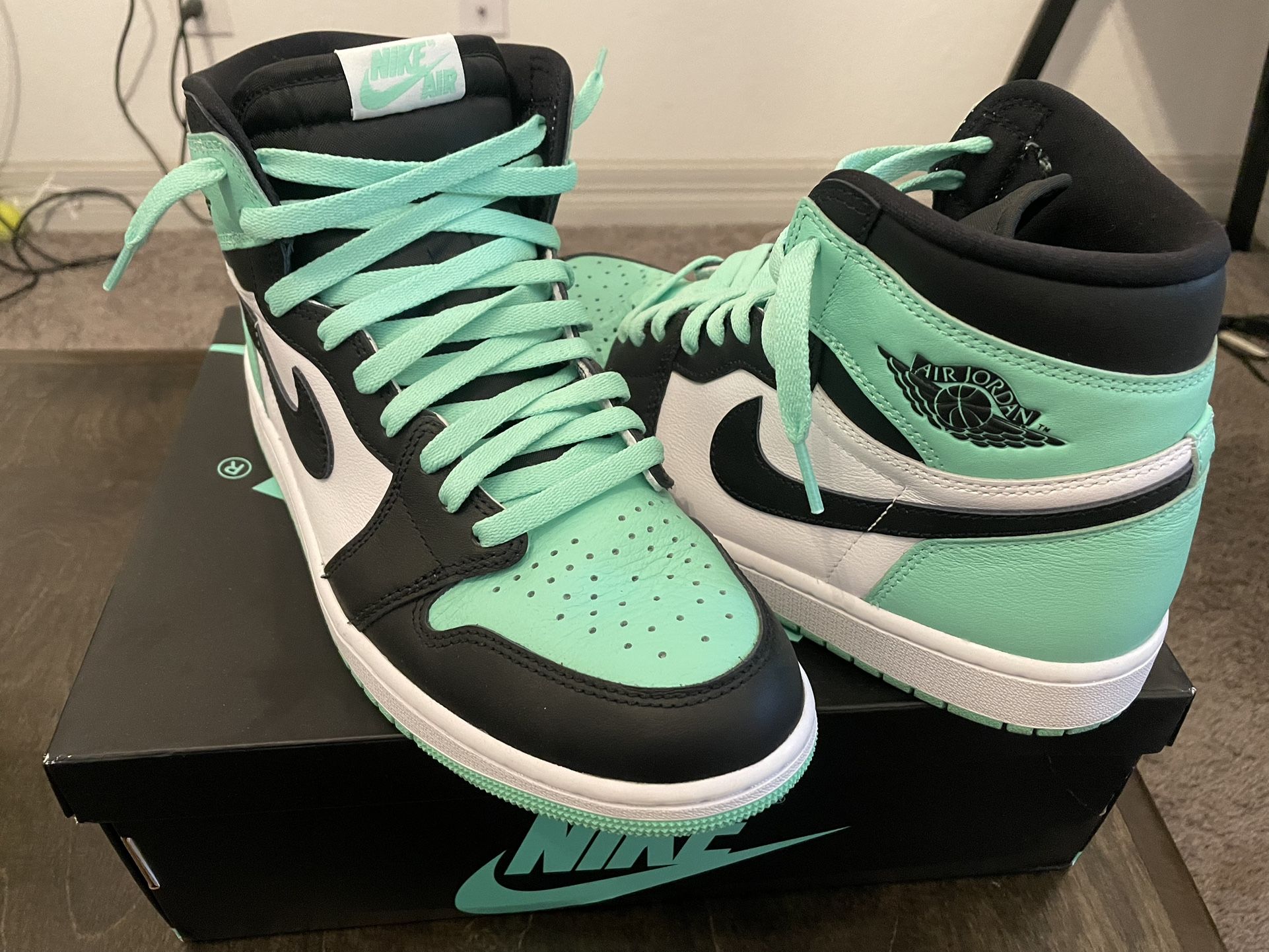 Air Jordan 1 And Jordyn 4 Purple Metallica