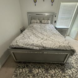 Queen Bed $400