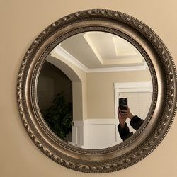 Round Mirror 