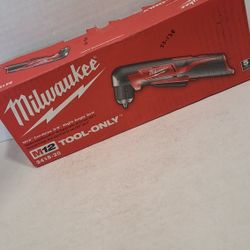 Ss-138 Milwaukee M12 Cordless 3/8" Right Angle Drill (Tool Only)