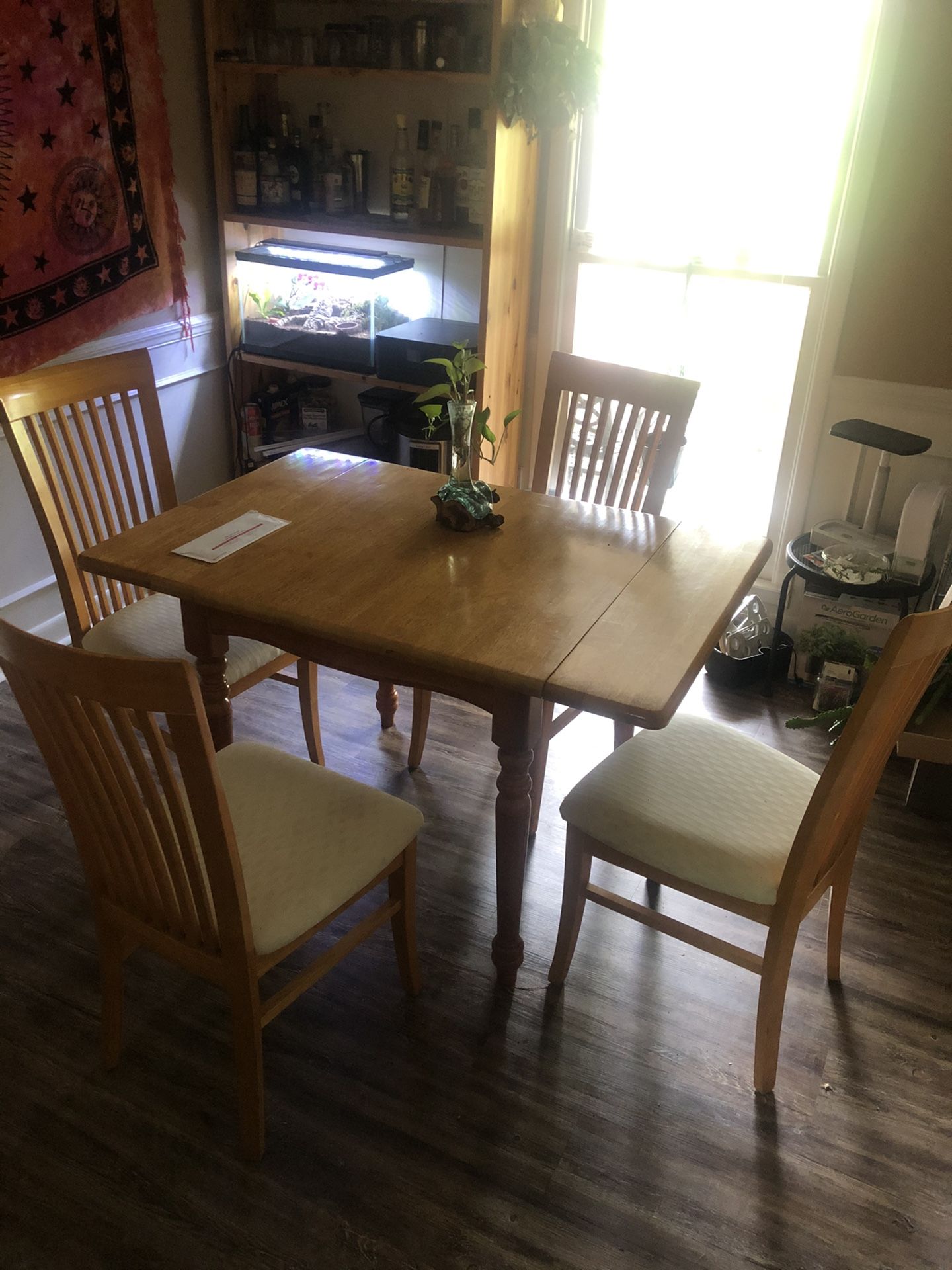 Maple Wood Kitchen Table And Chairs