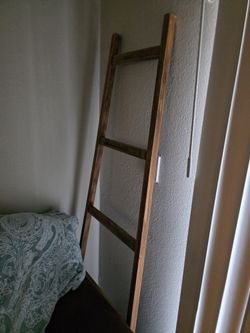 Decorative Wooden Blanket Ladder – Rustic Walnut Finish